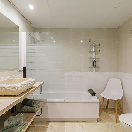 Apartment Oasis Frente Al Golf Guadalmina Alta *